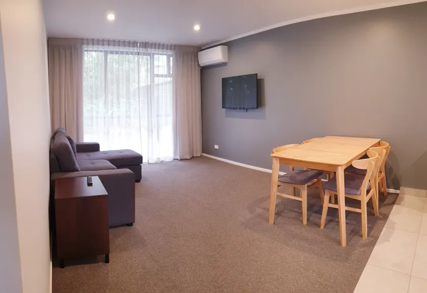 The Surrey Hotel - Image 1