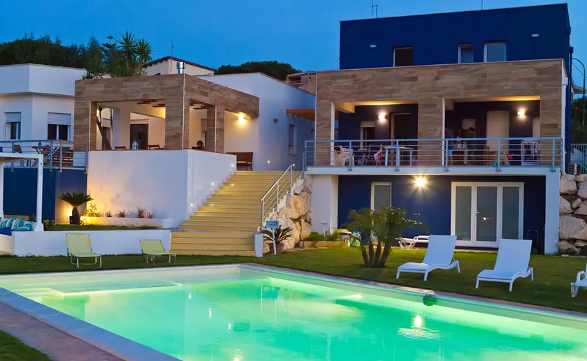 Casa Azul - Image 1