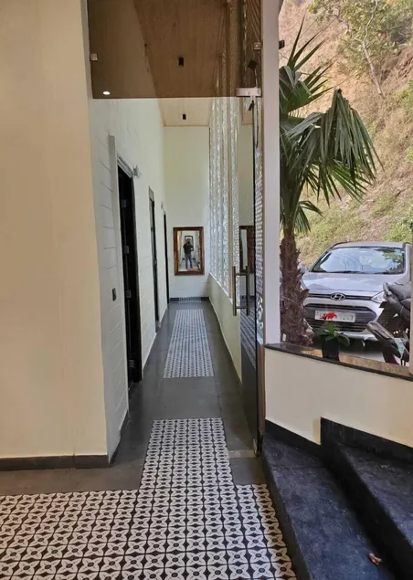 Seven Hills Hotels and Resorts - Lobby