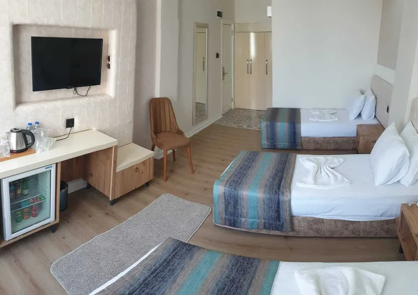 Grand Boss Suit Hotel - Room