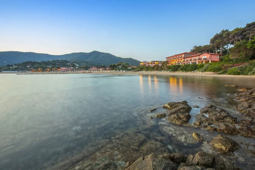 Hotel Del Golfo - Image 1