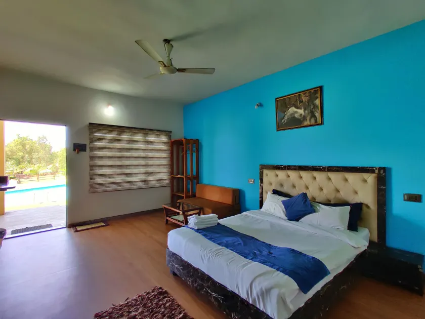 Amigos Lake Resort - Image 1