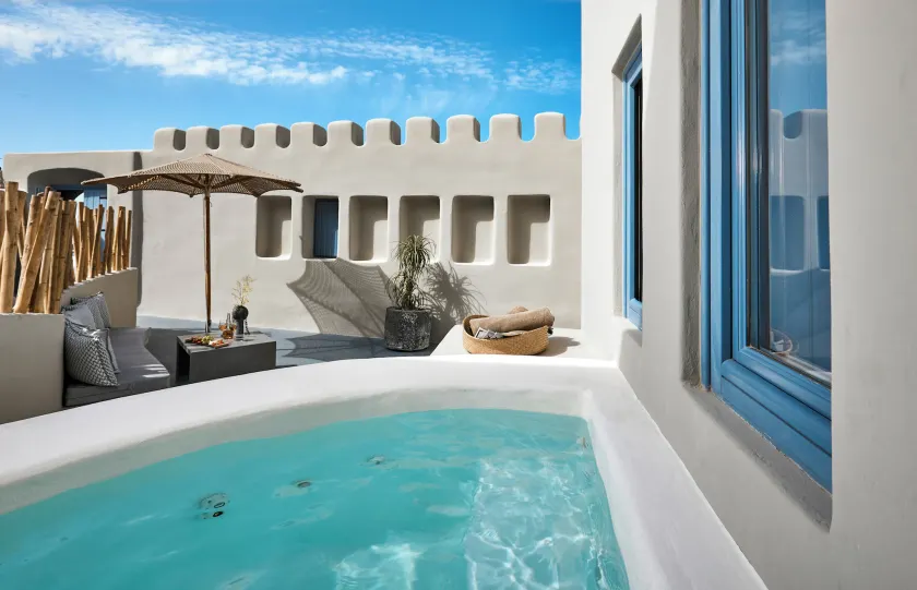 Luna Santorini Suites - Image 1