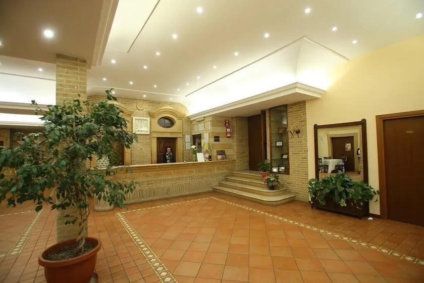 Hotel Villa Romana - Image 1