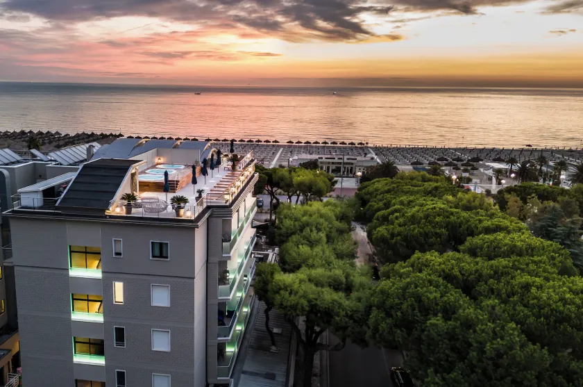 Hotel Cristallo - Image 1