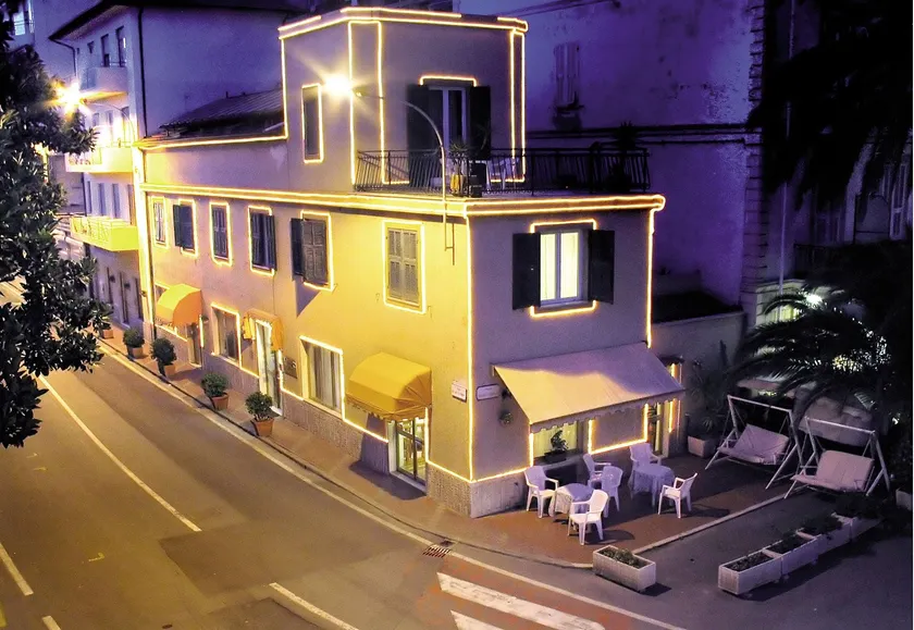 Hotel Savoia - Image 1