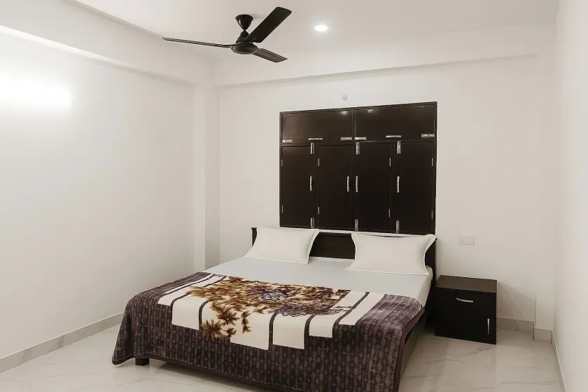 Gopal kung - Room
