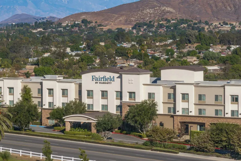 Fairfield Inn & Suites Riverside Corona/Norco - Image 1