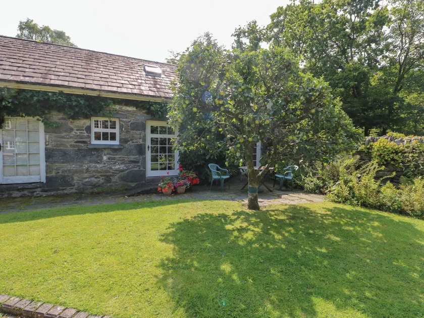 Royal Oak Farm Cottage - Image 1