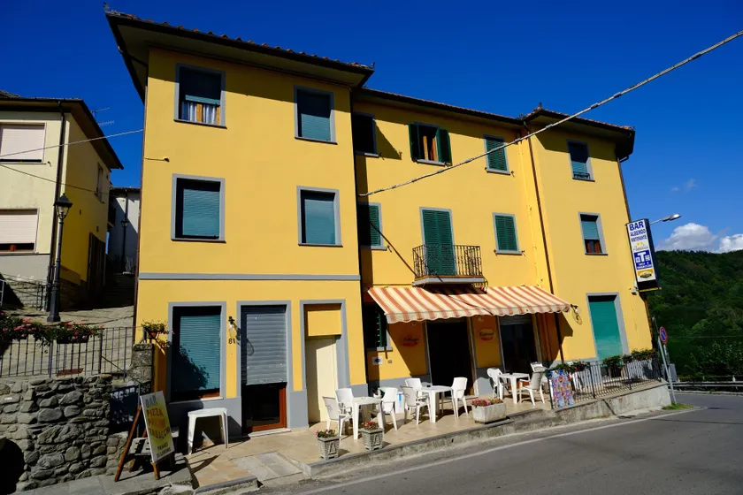 Amelia Hotel - Image 1
