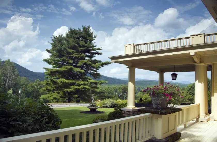The Manor On Golden Pond - Image 1