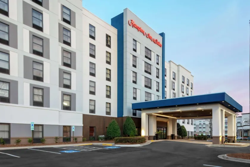 Hampton Inn & Suites Concord/Charlotte - Image 1