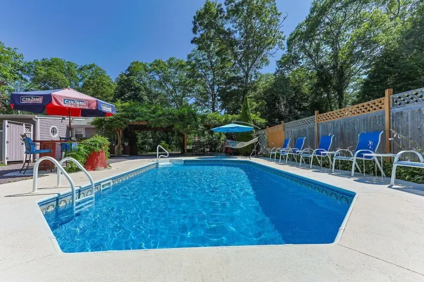 Sal's Place - Image 1