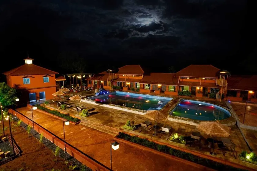 MAP RESORT - Image 1