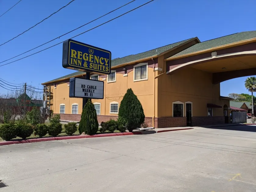 Regency Inn and Suites Galena Park - Image 1