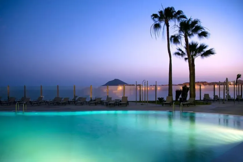 Kn Hotel Arenas del Mar Adults Only - Image 1