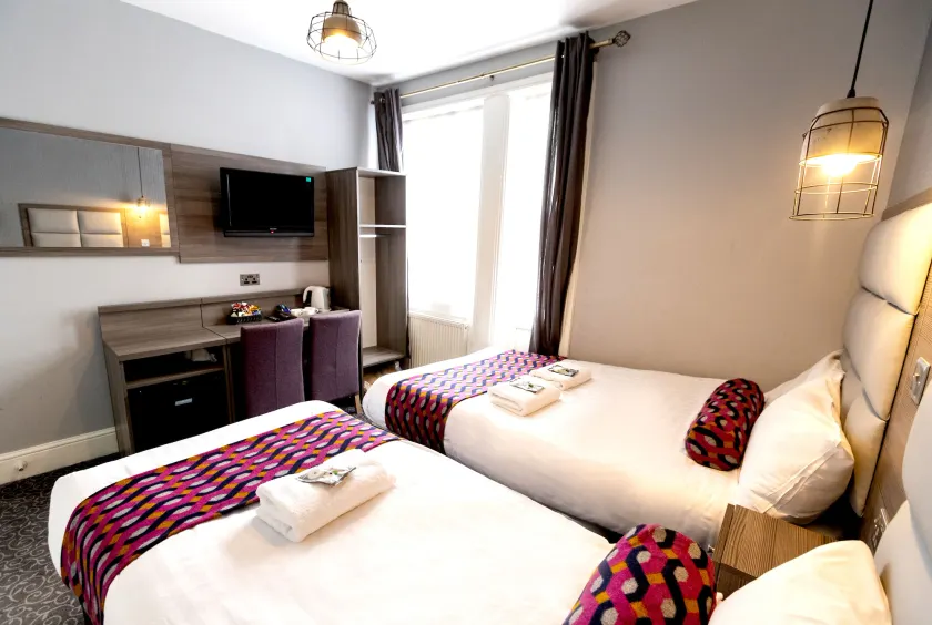 Euro Hotel Hammersmith - Image 1