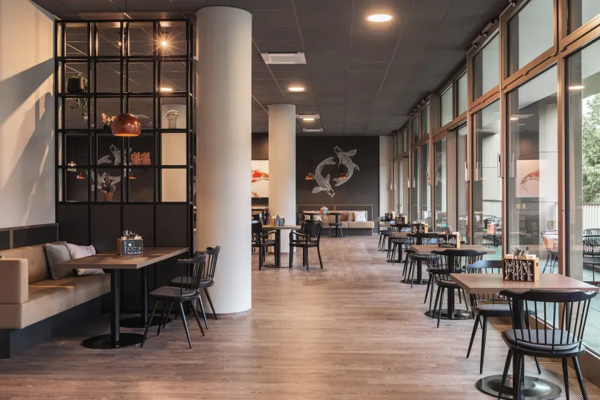 Holiday Inn - the niu Tab Dusseldorf Main Station by IHG - Image 1