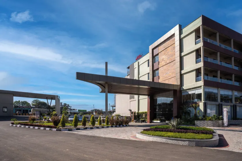 Soni Arena Hotel - Image 1