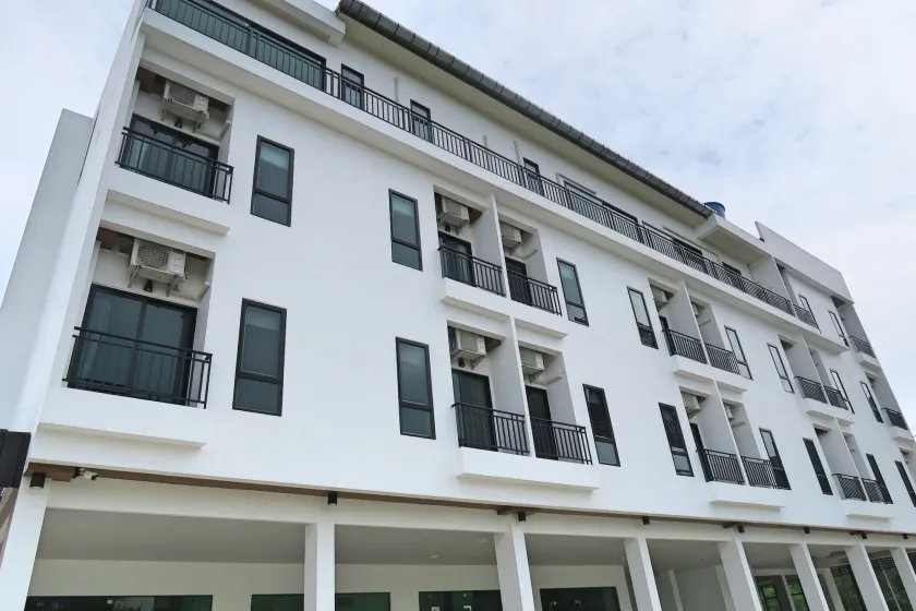 Good Morning Hotel at TakuaPa - Image 1