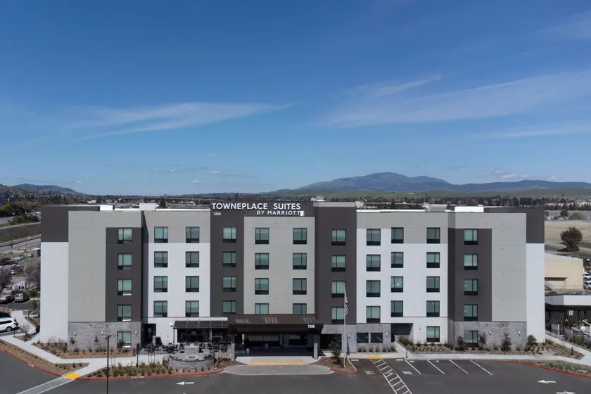 TownePlace Suites by Marriott Pleasanton - Image 1