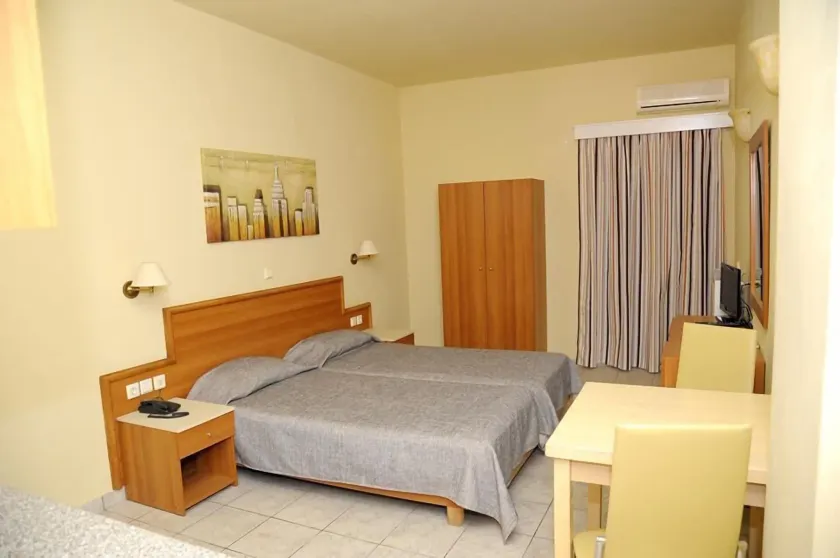 Volanakis Apartments - Image 1