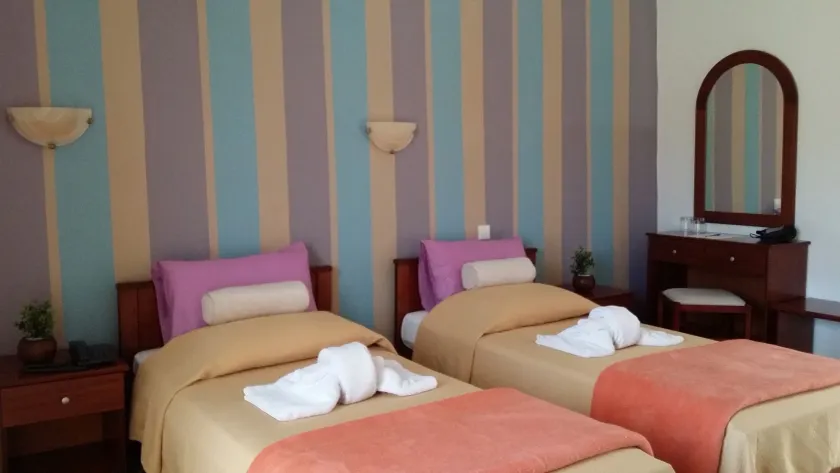 Hotel Metoxi - Image 1