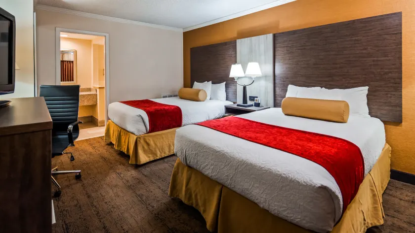 Best Western Galleria Inn & Suites - Image 1