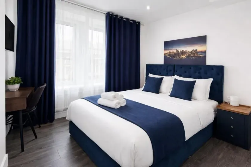 The Broadway Guest House - Image 1
