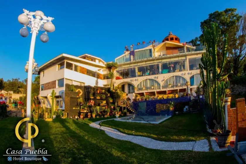 Hotel Temático Casa Puebla - Image 1