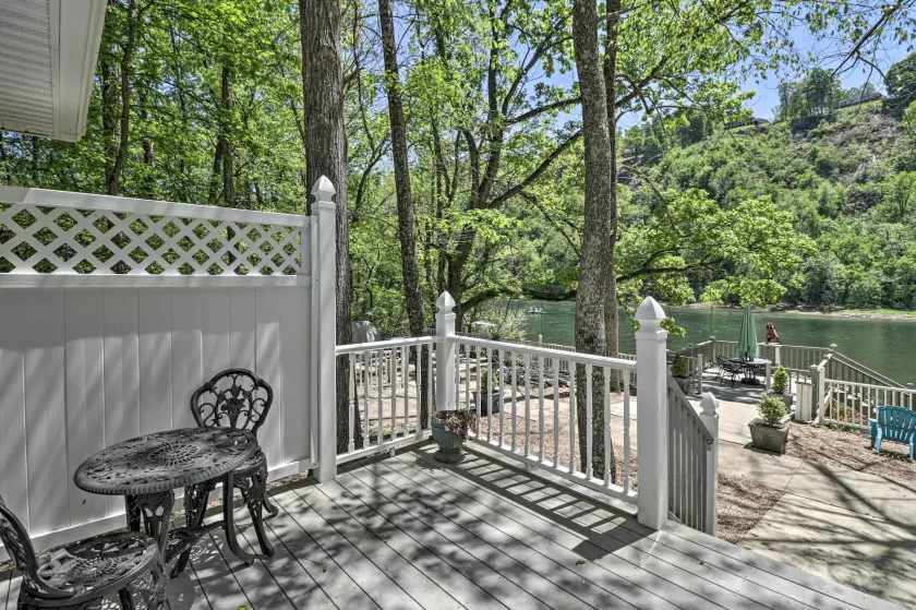 Trout Fishing Retreat on White River w/ Patio - Image 1