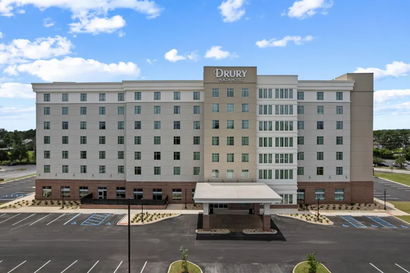 Drury Plaza Hotel Mobile - Image 1