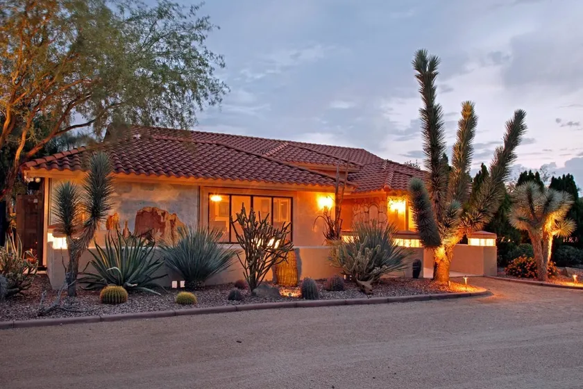 Desert Hills Paradise By Signature Vacation Rentals - Image 1