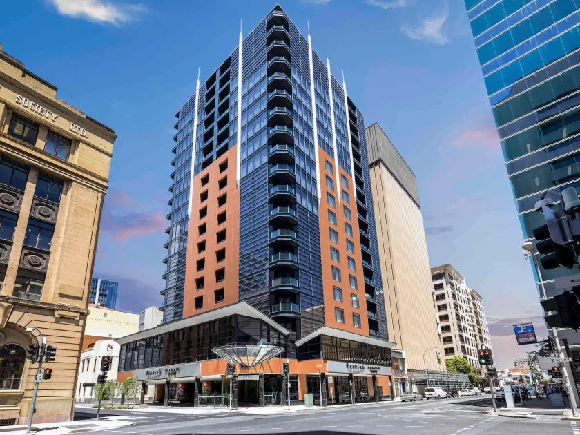 Peppers Waymouth Hotel - Image 1