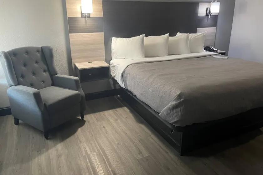 Quality Suites Abilene Mall Area - Image 1