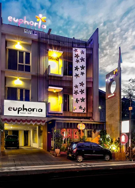 Euphoria Hotel - Image 1