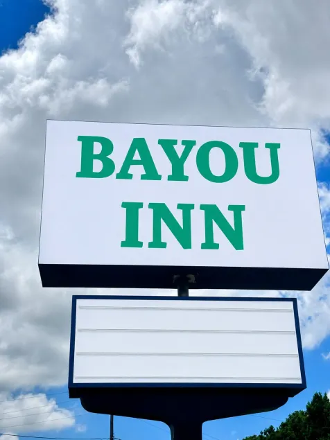 Bayou Inn - Image 1