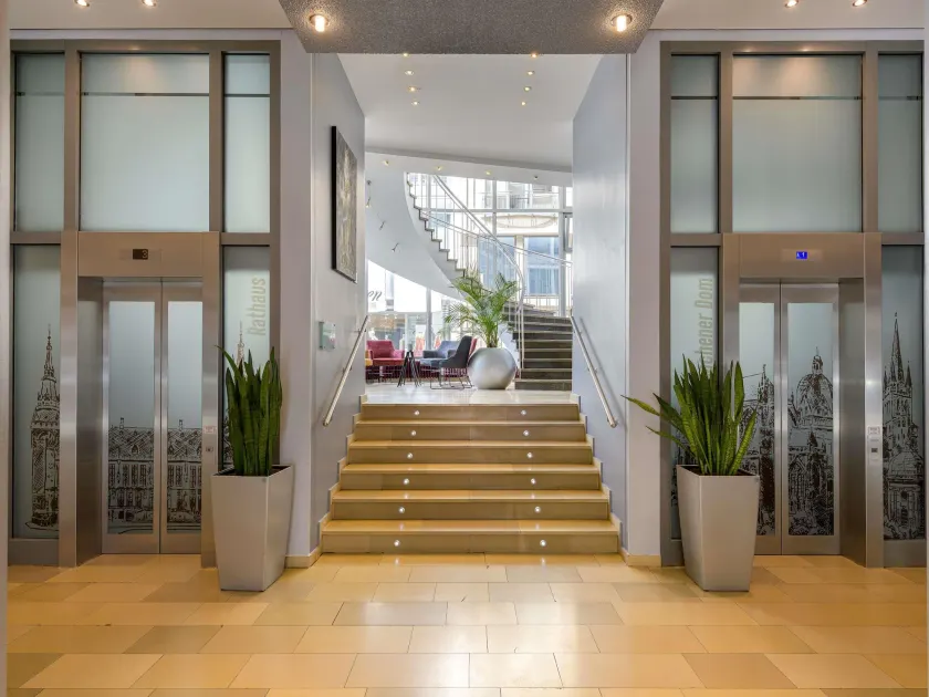 Mercure Hotel Aachen Am Dom - Image 1