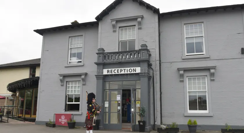 Castlecary House Hotel - Image 1