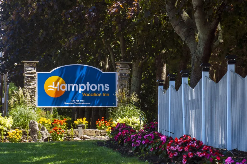 Hamptons Vacation Inn - Image 1