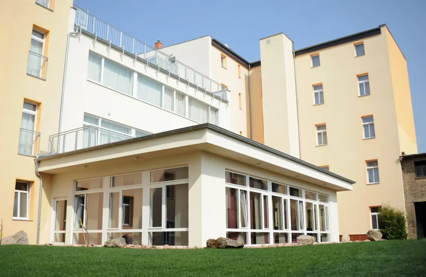 Hotel Atlas Halle - Image 1
