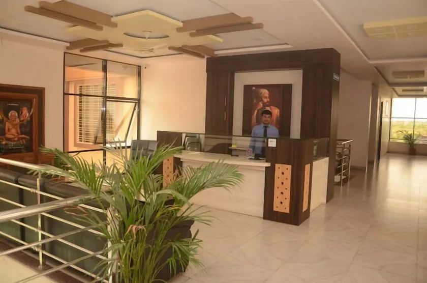 Hotel Swamiraj Executive - Reception