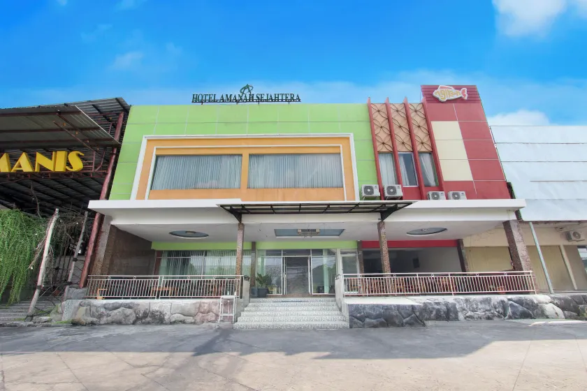 Hotel O Jalan Slamet Riyadi Near Bandara Adi Soemarmo Formerly Amanah Sejahtera - Image 1
