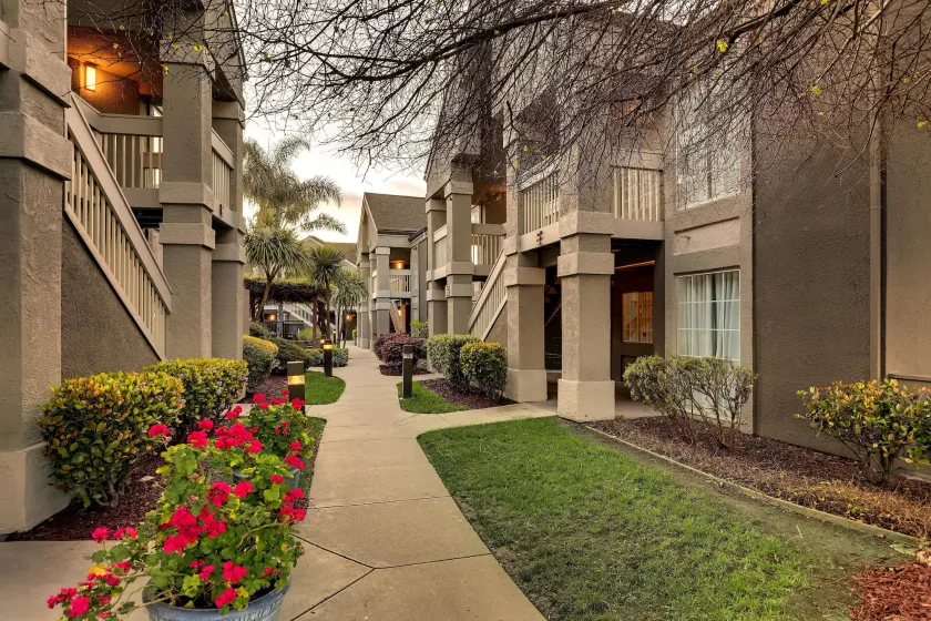 Sonesta ES Suites San Jose - Airport - Image 1