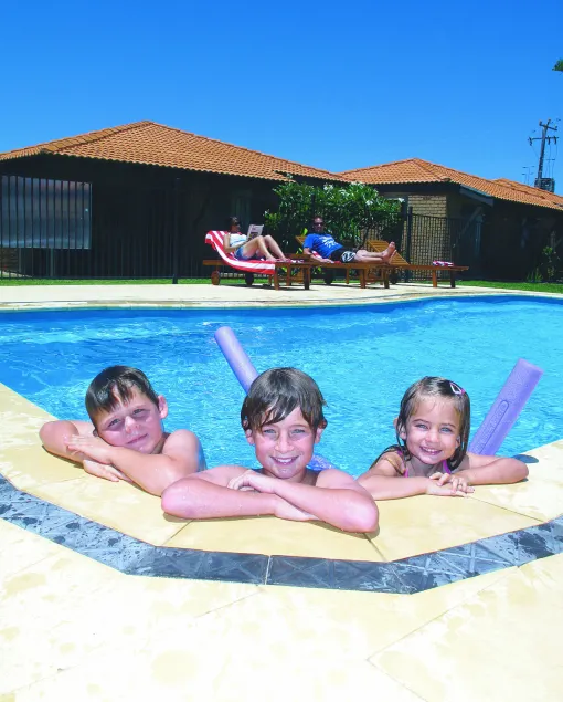 Geraldton's Ocean West Holiday Units & Short Stay Accommodation - Image 1