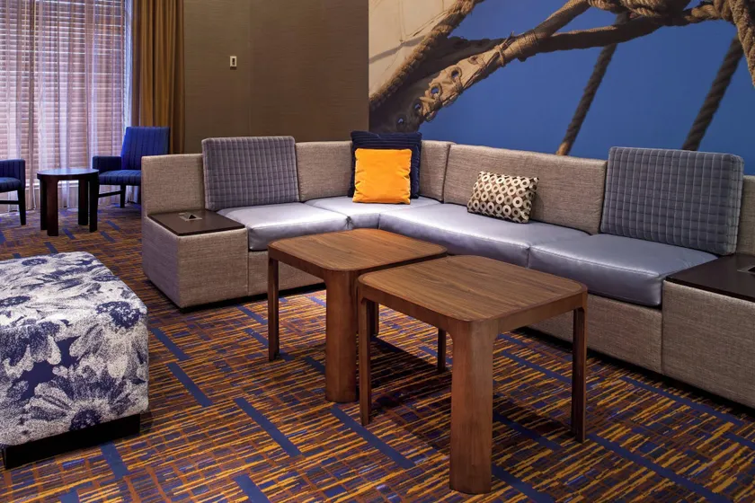 Courtyard by Marriott Baltimore Downtown Inner Harbor - Image 1