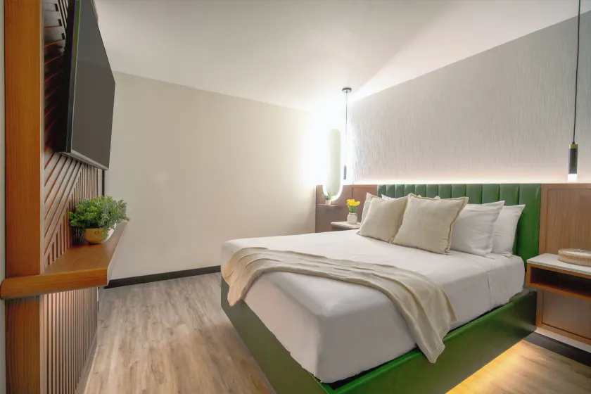 LYFE INN & SUITES by AGA- North Hollywood Near Universal Studios - Image 1