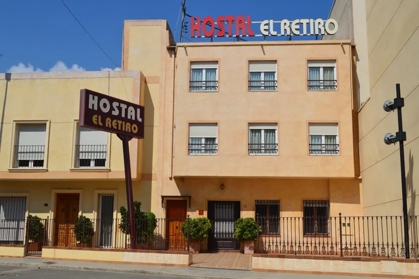 Hostal El Retiro - Image 1