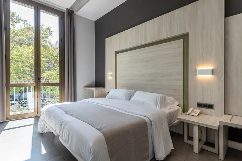 Plaza Goya Rooms - Image 1
