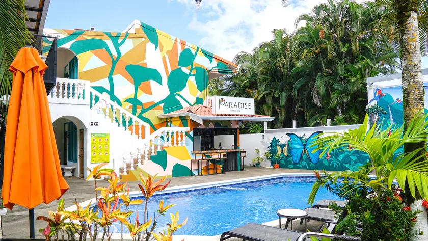 Bird of Paradise Hotel - Image 1